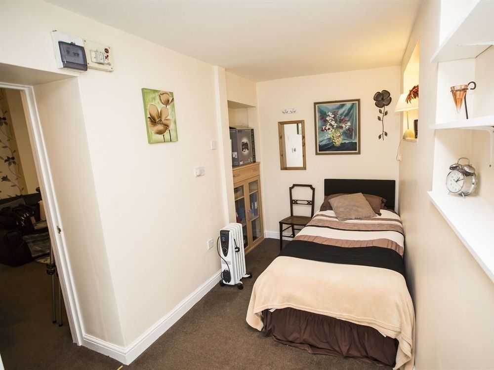 Parasol 4* Weston-super-Mare